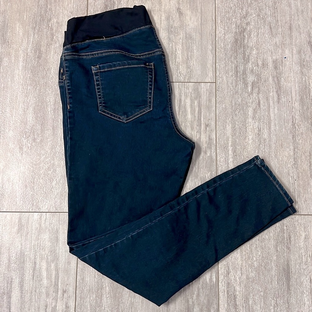 Maternity Jeggings- Size Large